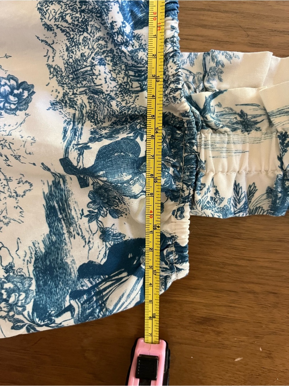 Gianni Bini Blue and White Toile Crop Top - Picture 6 of 6